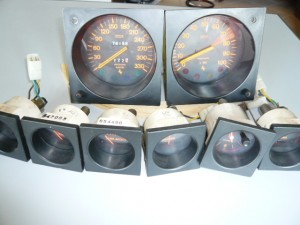 ferrari 512 bb gauges